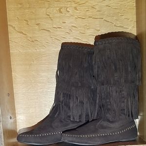 Wild Diva Fringed Boots. Size 7.5.